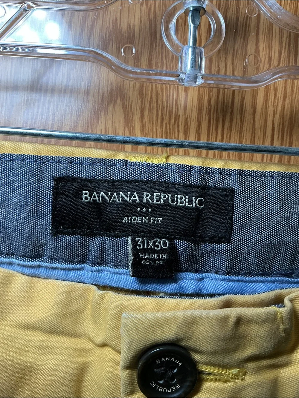 Banana Republic Aiden Fit Yellow Chino Pants Men's 31x30 Straight Casual